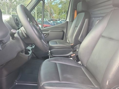 Used 2021 Mercedes-Benz Sprinter 3500 image 15