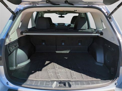 Used 2023 Subaru Forester Limited image 13