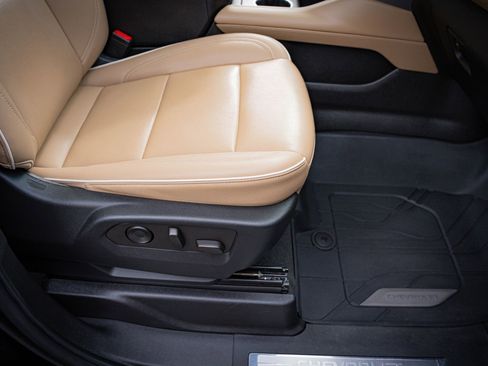 Used 2022 Chevrolet Tahoe Premier image 36