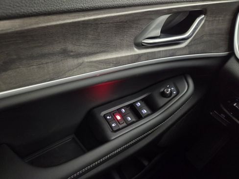 New 2026 Jeep Grand Cherokee Altitude RWD image 27