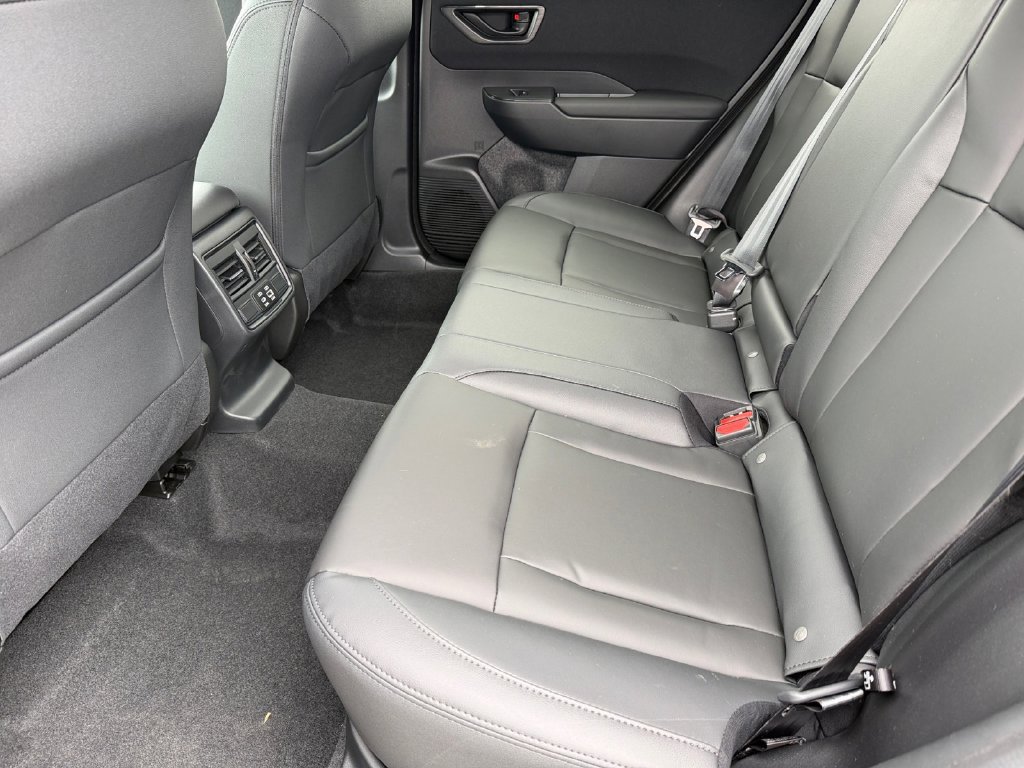 New 2026 Subaru Outback Premium w/ Premium/Limited Package 2 AWD/4WD image 12