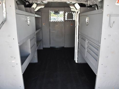 Used 2019 Ford Transit 150 130 Low Roof RWD image 7