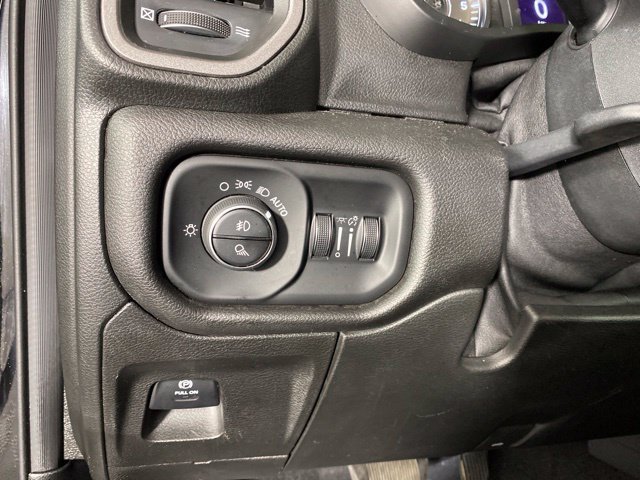 Used 2019 RAM 1500 Tradesman AWD/4WD image 25