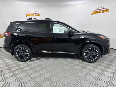 New 2026 Nissan Rogue Platinum w/ Platinum Premium Package image 7