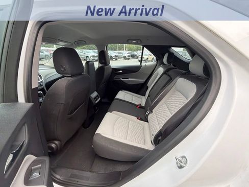 Used 2018 Chevrolet Equinox LS AWD/4WD image 7