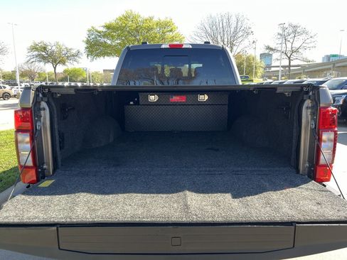 Used 2022 Ford F250 Lariat w/ Tremor Off-Road Package image 8