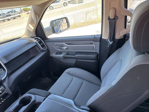 Used 2019 RAM 1500 Big Horn AWD/4WD image 31