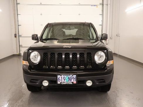 Used 2016 Jeep Patriot Sport w/ Power Value Group FWD image 6