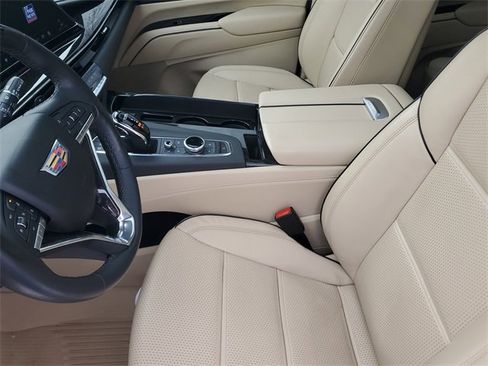 Certified 2023 Cadillac Escalade ESV Premium Luxury w/ Performance Package image 23