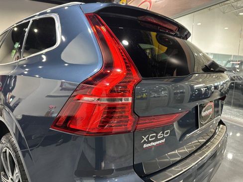 Used 2018 Volvo XC60 T5 Inscription w/ Convenience Package AWD/4WD image 33