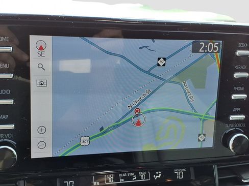 Used 2022 Toyota Sienna XSE image 14