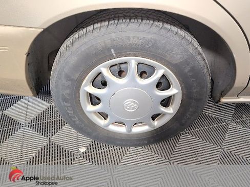 Used 2004 Buick Century Custom image 33