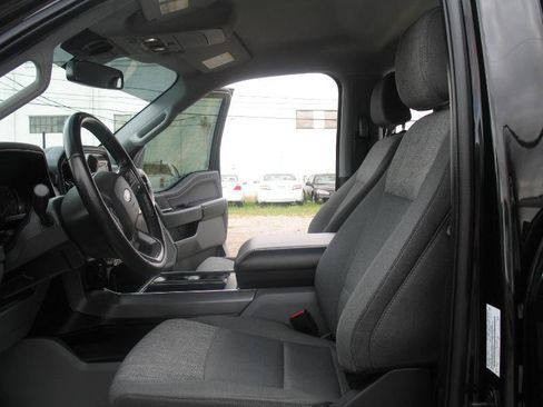 Used 2022 Ford F150 XLT w/ Equipment Group 302A High AWD/4WD image 19