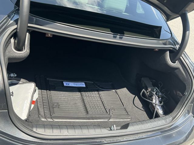 Certified 2025 Hyundai Sonata SEL FWD image 38