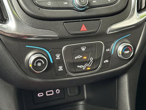 Used 2020 Chevrolet Equinox LT w/ LPO, Floor Liner Package image 20