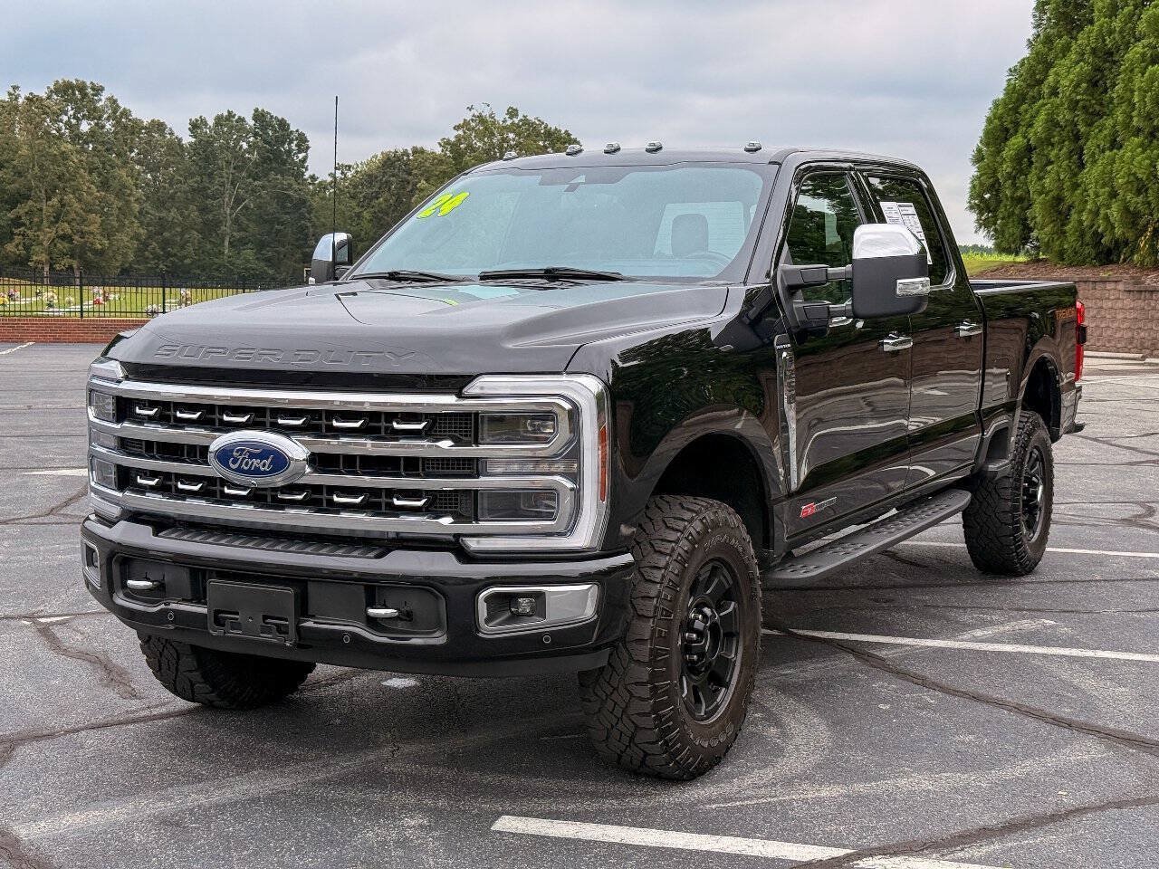 Used 2024 Ford F250 Platinum w/ Tremor Off-Road Package AWD/4WD image 7