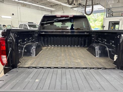 Used 2023 GMC Sierra 1500 Elevation AWD/4WD image 11