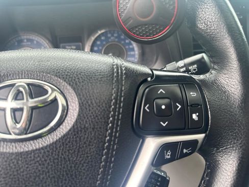 Used 2018 Toyota Sienna XLE w/ Protection Package AWD/4WD image 30