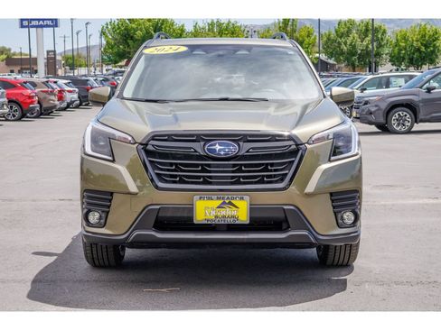 Certified 2024 Subaru Forester Premium AWD/4WD image 8