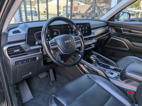 Used 2023 Kia Telluride S w/ S Sunroof Package image 13