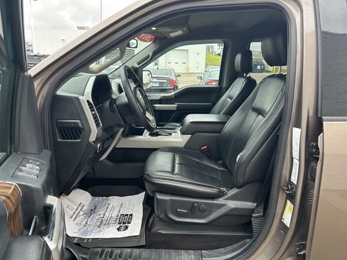 Used 2019 Ford F150 Lariat AWD/4WD image 13