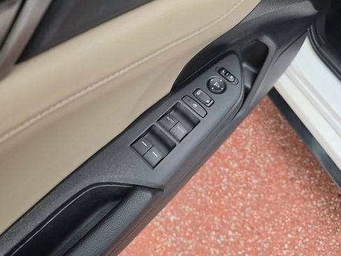 Used 2018 Honda Civic Sport Touring image 7