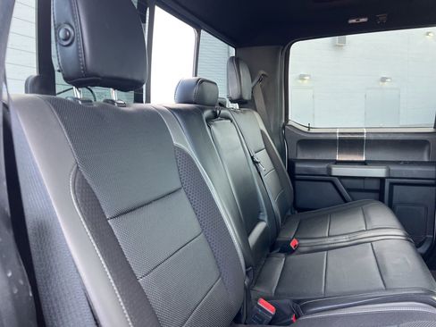 Used 2019 Ford F150 Raptor w/ Equipment Group 801A Mid image 18