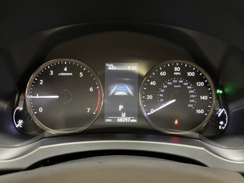 Used 2018 Lexus IS 300 image 5