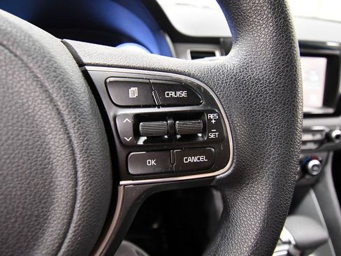 Used 2019 Kia Niro LX FWD image 20