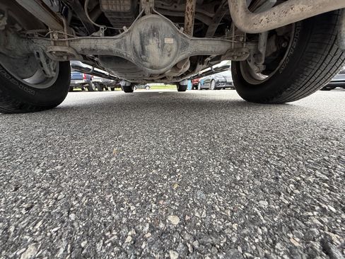 Used 2016 Toyota Tundra SR5 w/ SR5 Upgrade Package image 34