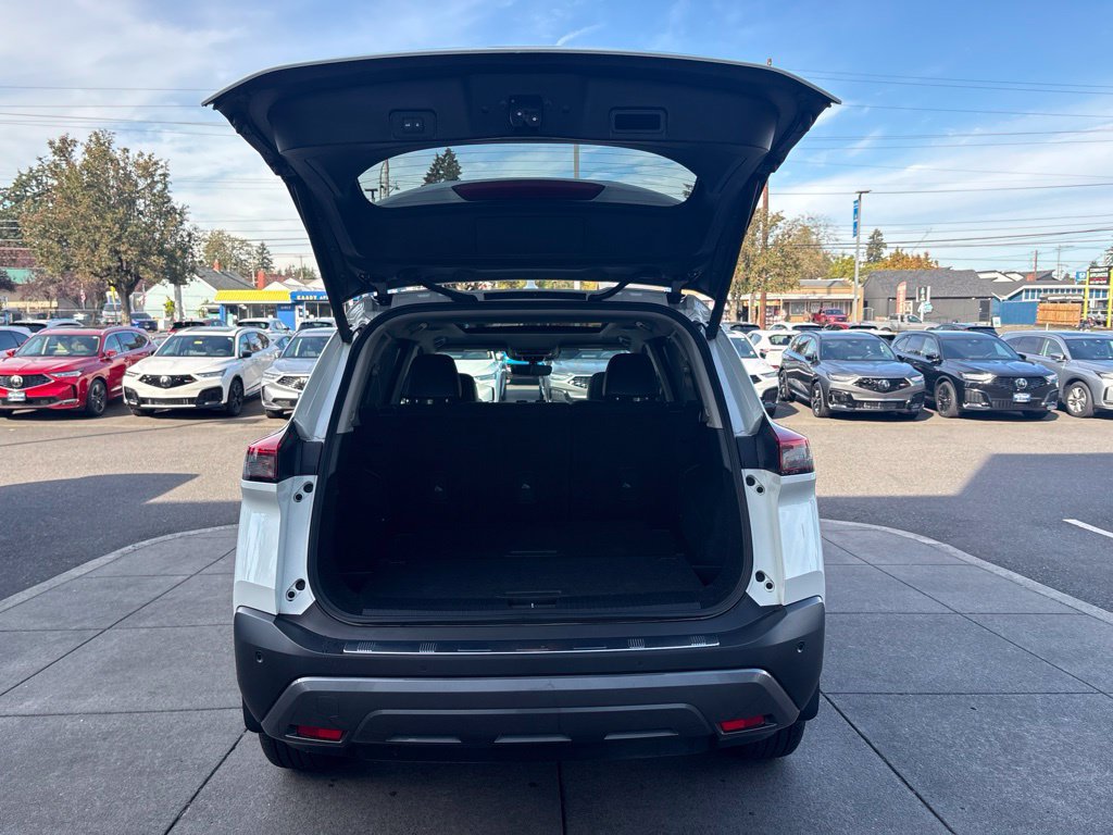 Used 2023 Nissan Rogue SL w/ SL Premium Package AWD/4WD image 9