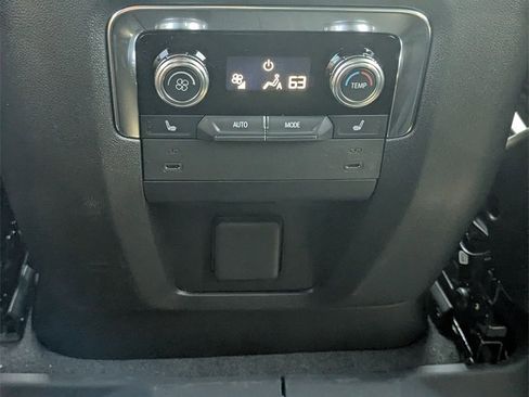 New 2025 GMC Yukon XL Denali w/ Sun & Power Step Package image 13