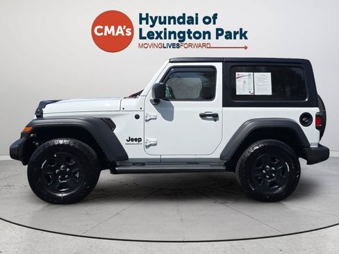 Used 2026 Jeep Wrangler Sport AWD/4WD image 4
