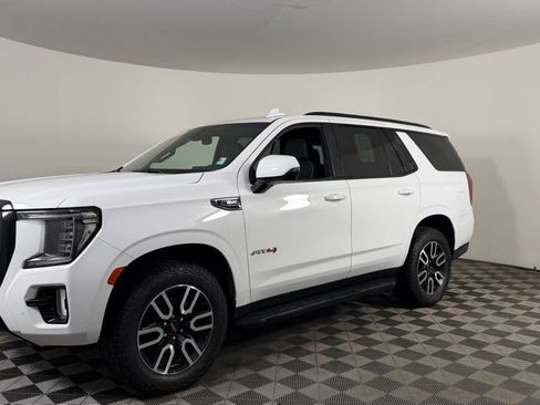 Used 2022 GMC Yukon AT4 AWD/4WD image 3