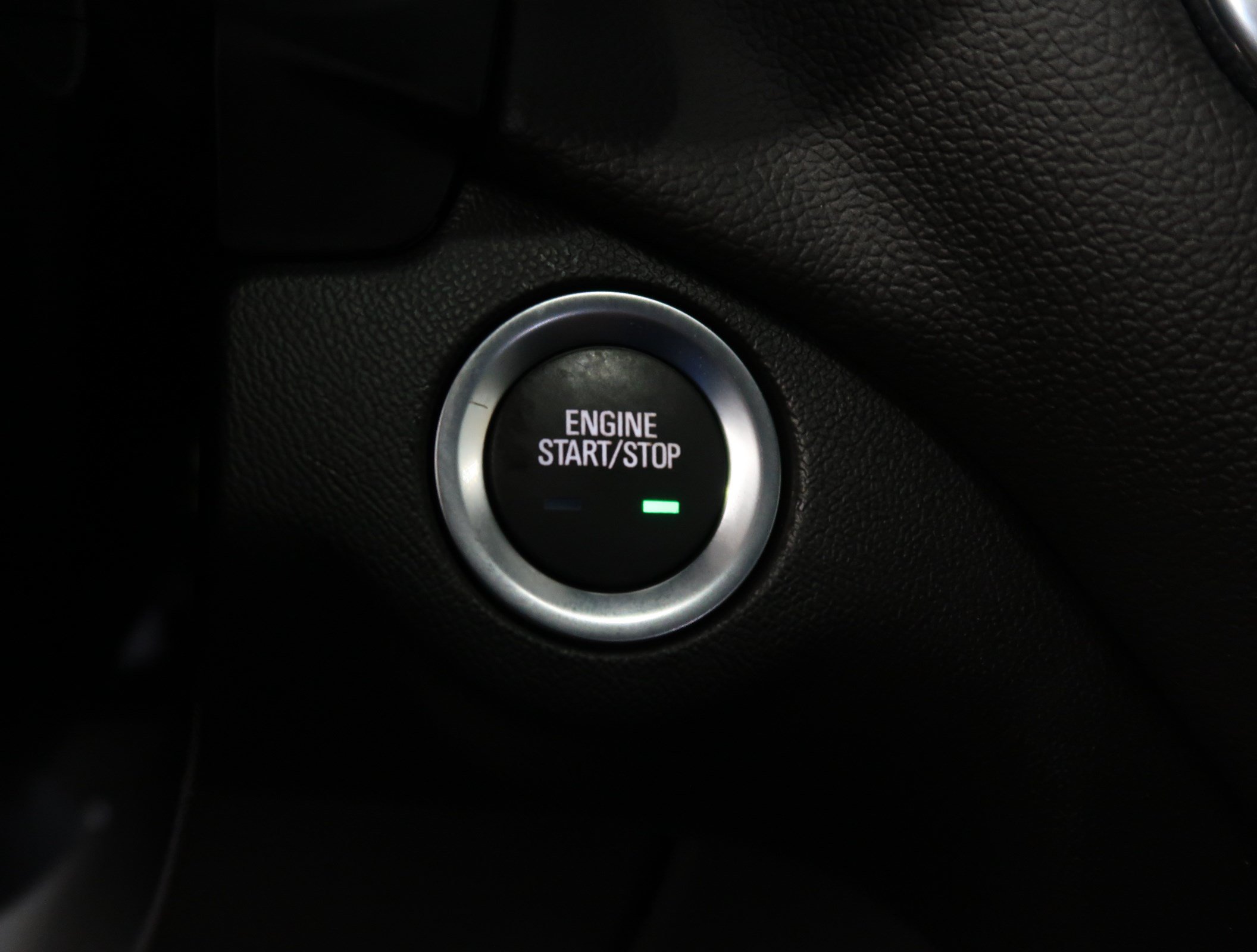 Used 2023 Chevrolet Equinox LT FWD image 31