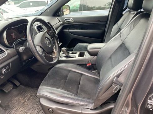 Used 2017 Jeep Grand Cherokee Altitude RWD image 14