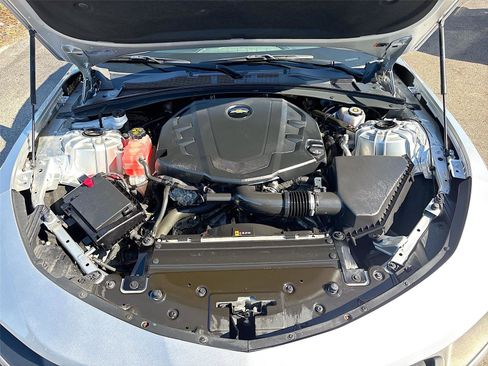 Used 2019 Chevrolet Camaro LT image 30