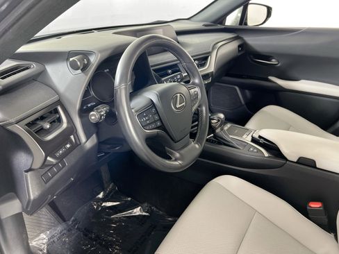 Used 2021 Lexus UX 250h w/ Premium Package image 9