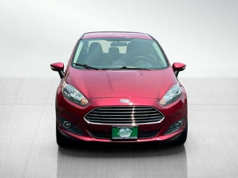 Used 2014 Ford Fiesta SE w/ Equipment Group 201B FWD image 2