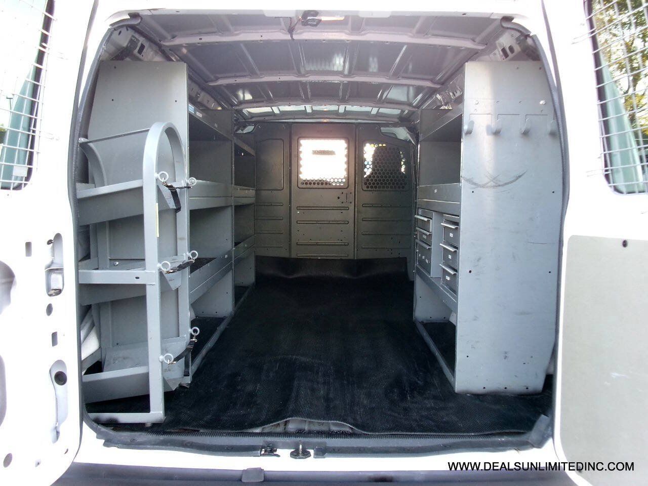 Used 2014 Ford E-250 and Econoline 250 w/ Power Group RWD image 14