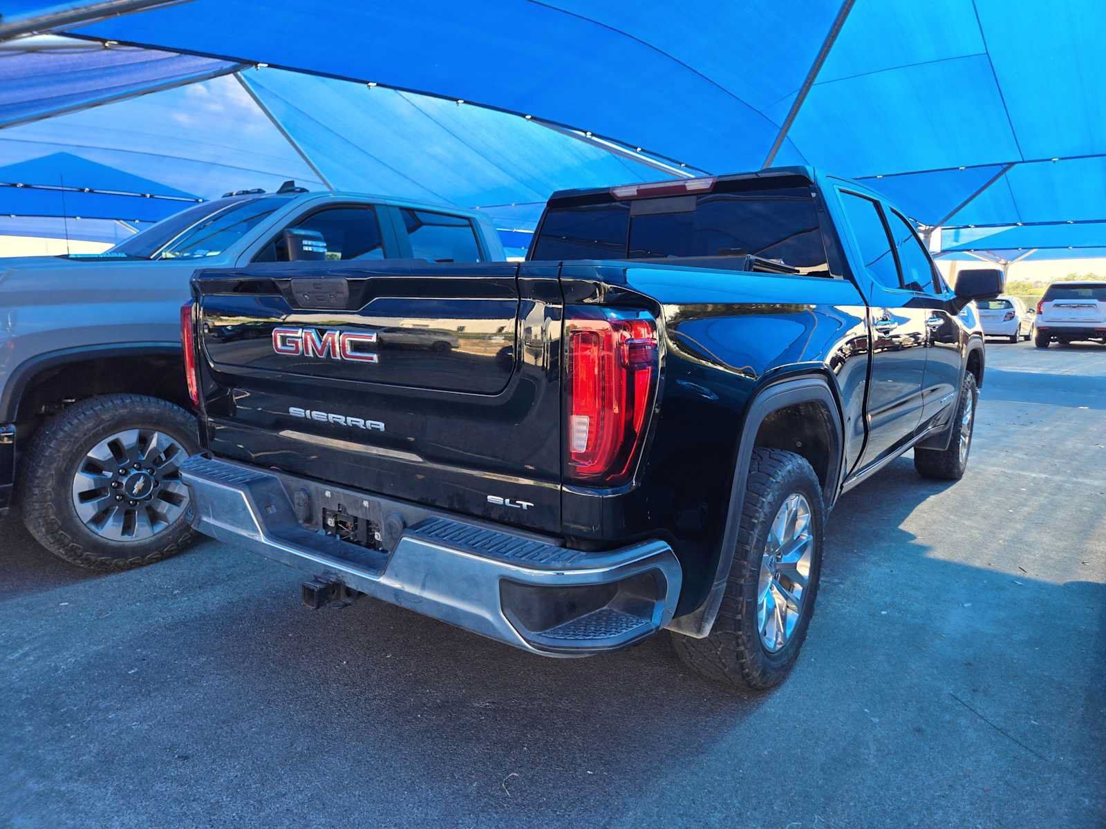 Used 2019 GMC Sierra 1500 SLT RWD image 4