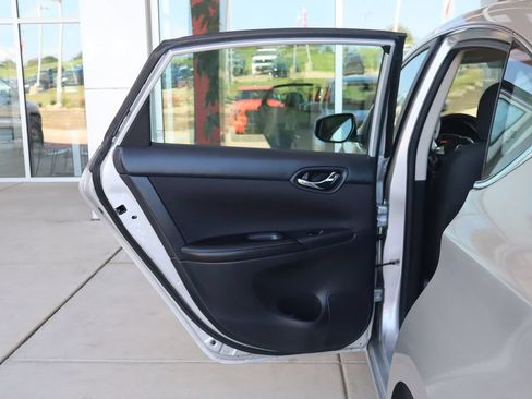 Used 2019 Nissan Sentra S FWD image 27