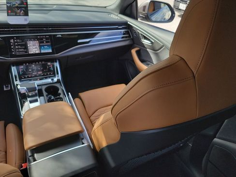 New 2026 Audi RS Q8 performance image 23