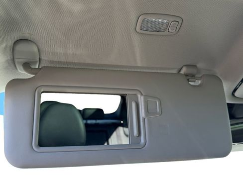 Used 2022 Hyundai Tucson Limited w/ Cargo Package AWD/4WD image 23