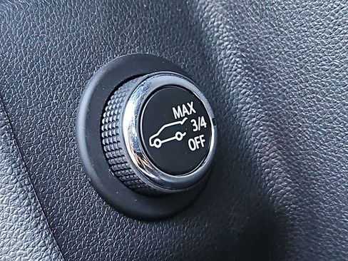 Used 2024 Cadillac XT4 Premium Luxury AWD/4WD image 26