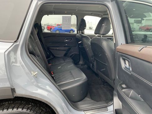 Used 2023 Nissan Rogue Platinum w/ Platinum Premium Package image 15