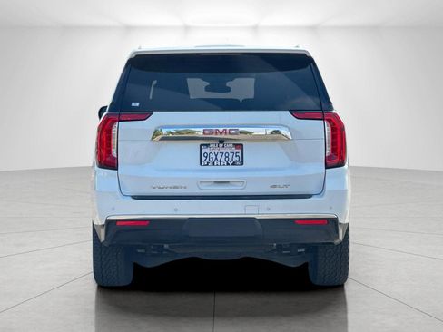 Used 2023 GMC Yukon XL SLT RWD image 4