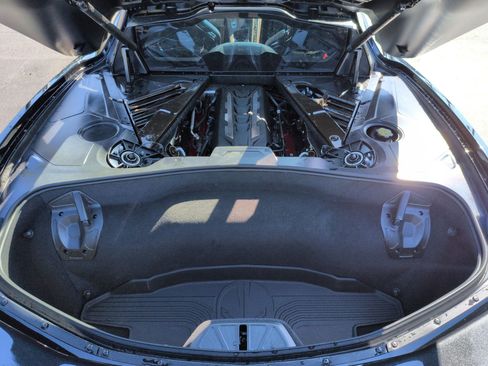 Used 2022 Chevrolet Corvette Stingray Premium Cpe w/ Z51 Performance Package RWD image 30