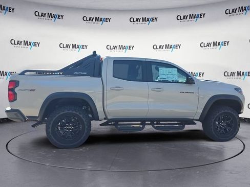 New 2026 Chevrolet Colorado ZR2 w/ Midnight Edition AWD/4WD image 6