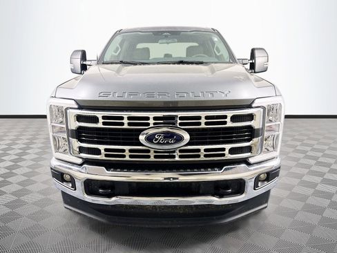 Used 2025 Ford F250 XLT w/ FX4 Off-Road Package AWD/4WD image 2